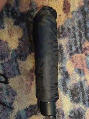Black Compact Travel Umbrella - Brand Unspecified